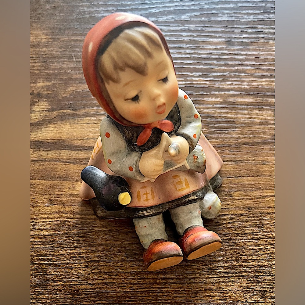 Vintage Hummel Goebel #69 Happy Pastime Girl Knitting with Bird TMK-6